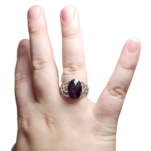 925 Sterling Silver Glass Amethyst Victorian Gemstone Ring (Size 8) - Picture 14 of 16